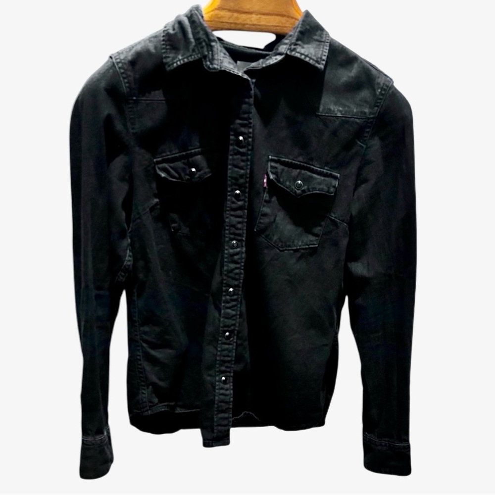 Levi’s Iconic Western Snap Button Shirt – Women’s Medium – Black 100% Cotton